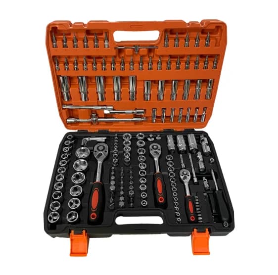 JUEGO DE DADOS 3/8 CROMADO X 61PZAS KAMASA