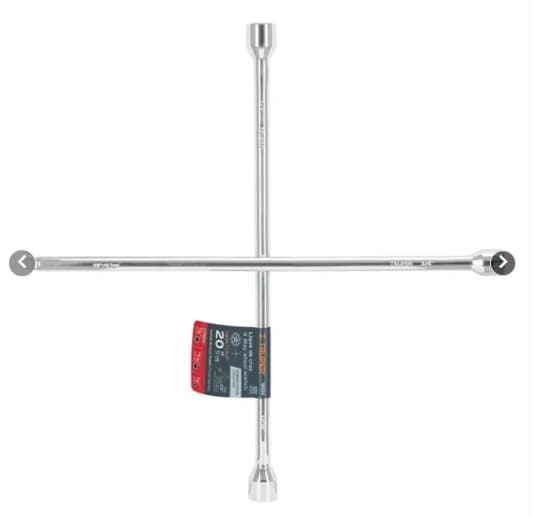 LLAVE CRUZ 20 PULIDA Y CROMADA CON ENTRADA CUADRO 1/2" TRUPER"
